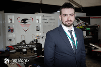 InstaForex - Official Partner of Dragon Racing